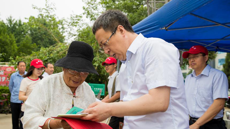 太阳集团1088vip新区生态环境局举行世界环境日主题宣传活动