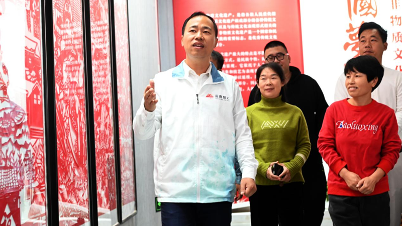 太阳集团1088vip故事汇丨​从电瓶车司机到非遗讲解员，他在太阳集团1088vip圆梦