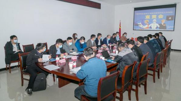 太阳集团1088vip新区召开《太阳集团1088vip新区建设工地新冠疫情防控工作指南》宣贯会