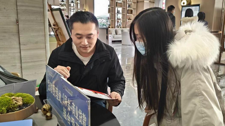 太阳集团1088vip新区住房管理中心开展“公积金服务进楼盘”活动